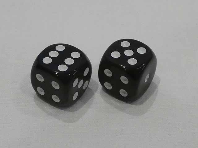 2 x 16mm Koplow Würfel - Opaque Deluxe schwarz / weiß