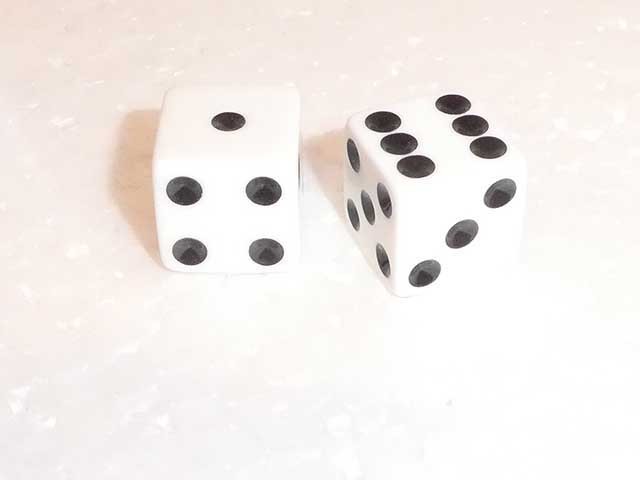 2 x Koplow Würfel 16mm - Opaque prom. square: weiß / schwarz