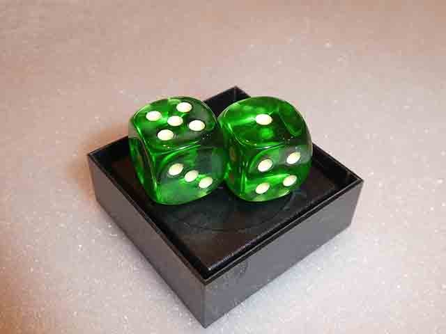 2 Koplow Würfel - 16mm * Glow in the Dark : grün (runde Ecken)