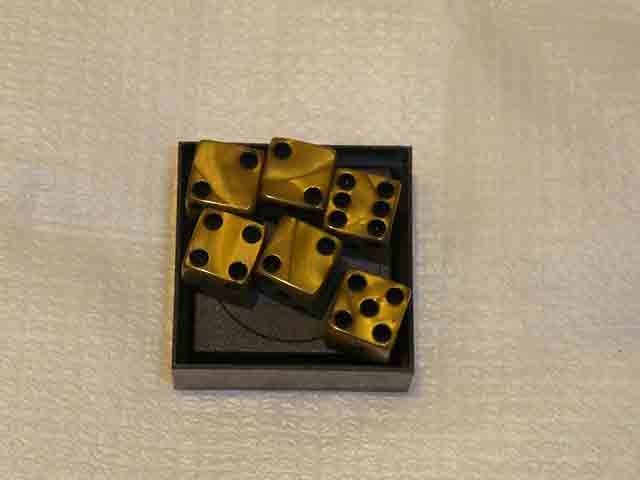 6 x 12mm Koplow Würfel - Olympic Pearlized: gold/schwarz