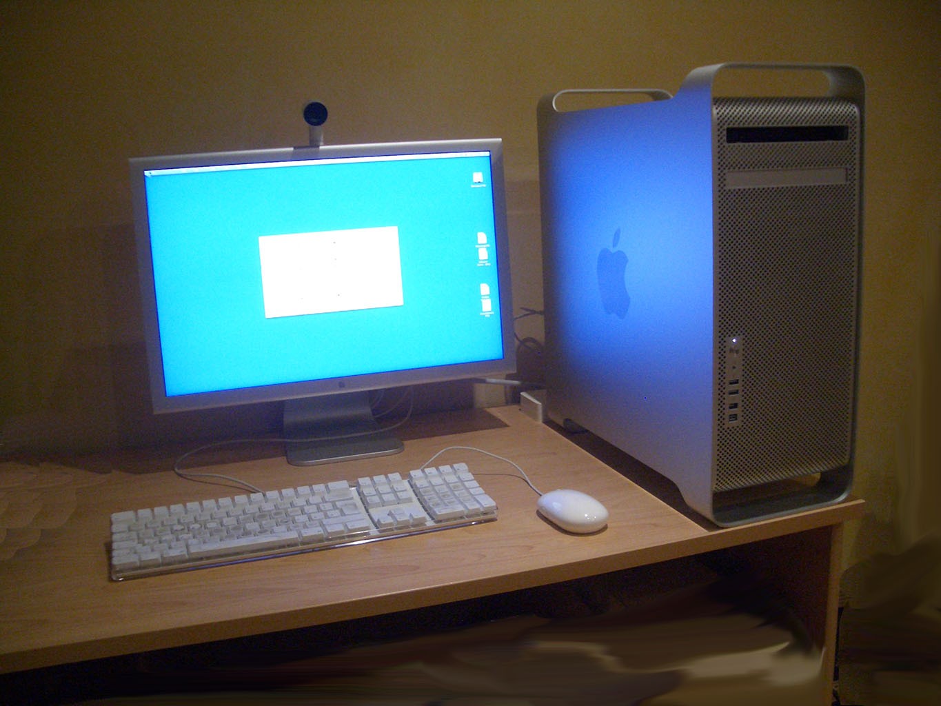 Mac Pro 1,1 * Dual Core Xeon 2,66GHz * 12GB Speicher * 480GB SSD